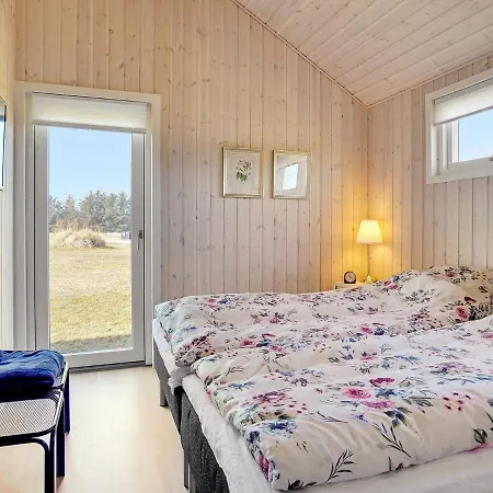 Prázdninový dům Iv *